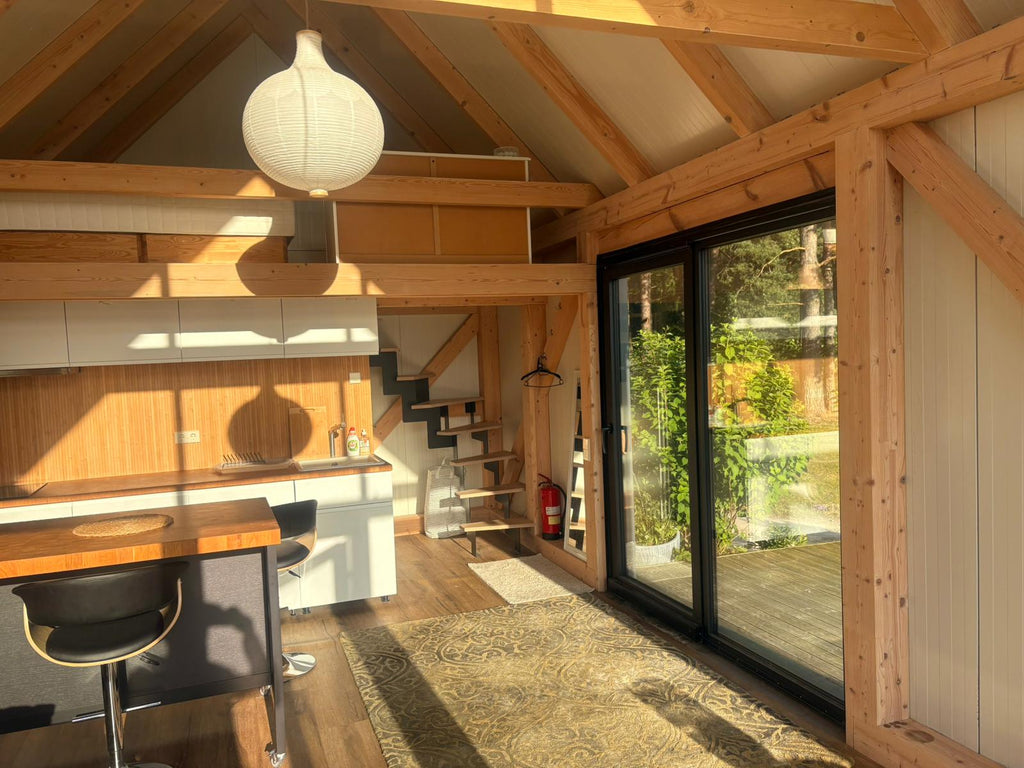 Nature Loft | Moduļu māja Doles salā ar skatu uz Daugavu