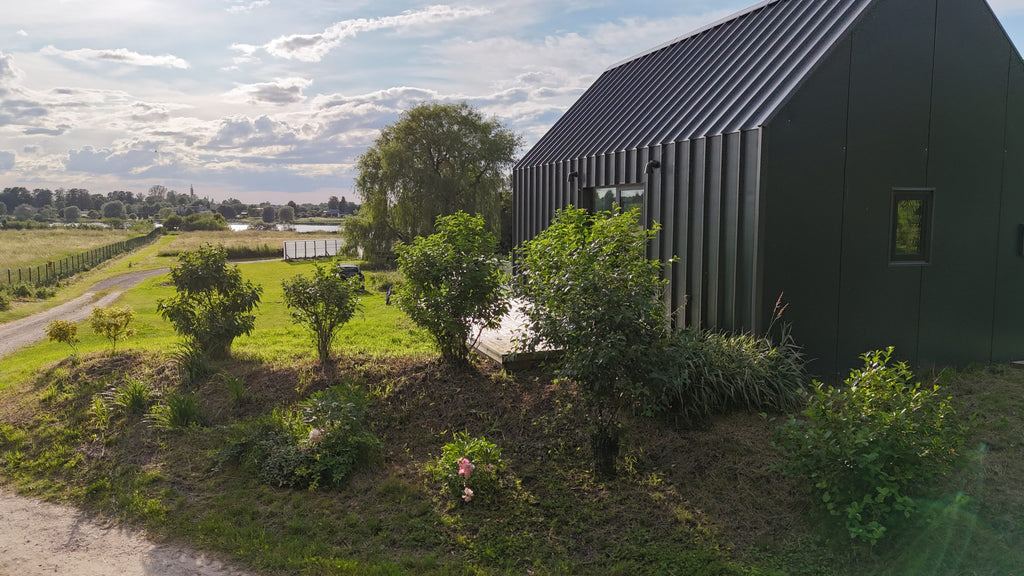 Nature Loft | Moduļu māja Doles salā ar skatu uz Daugavu